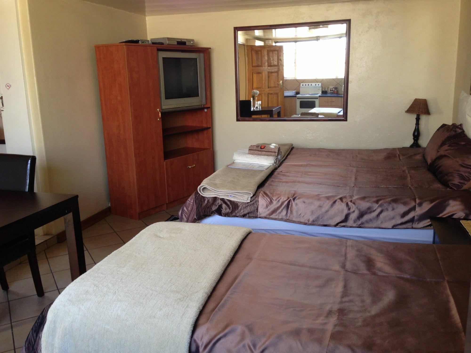 Eagle Crest Executive Lodge Edenvale Buitenkant foto