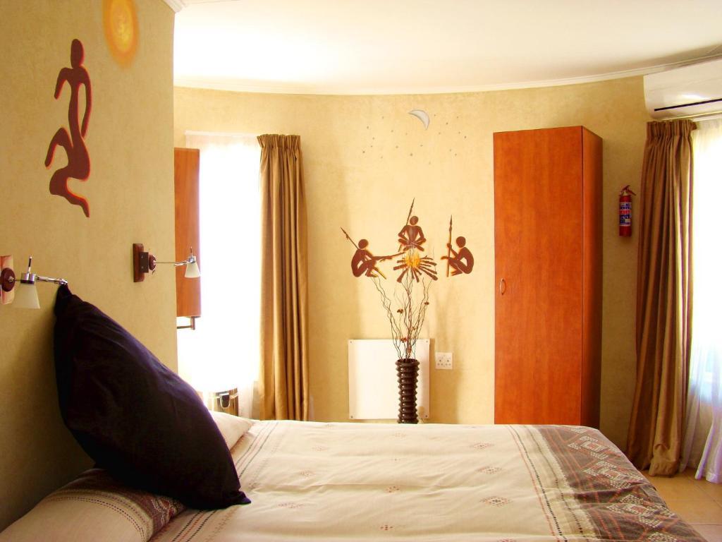 Eagle Crest Executive Lodge Edenvale Kamer foto